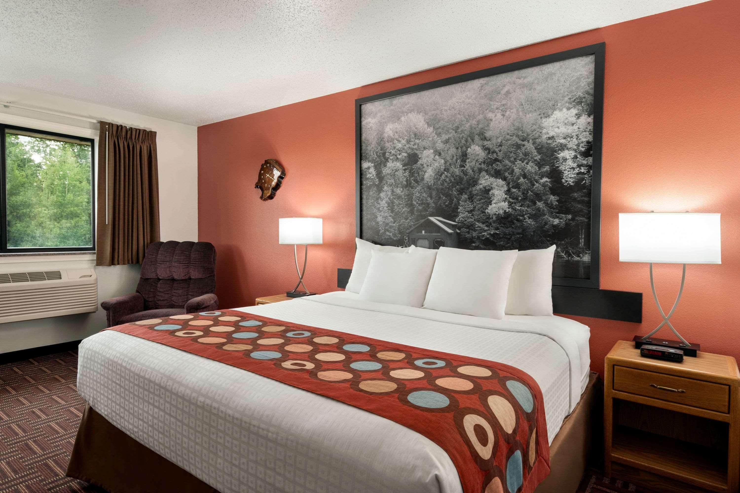Motel Super 8 By Wyndham Eveleth Extérieur photo