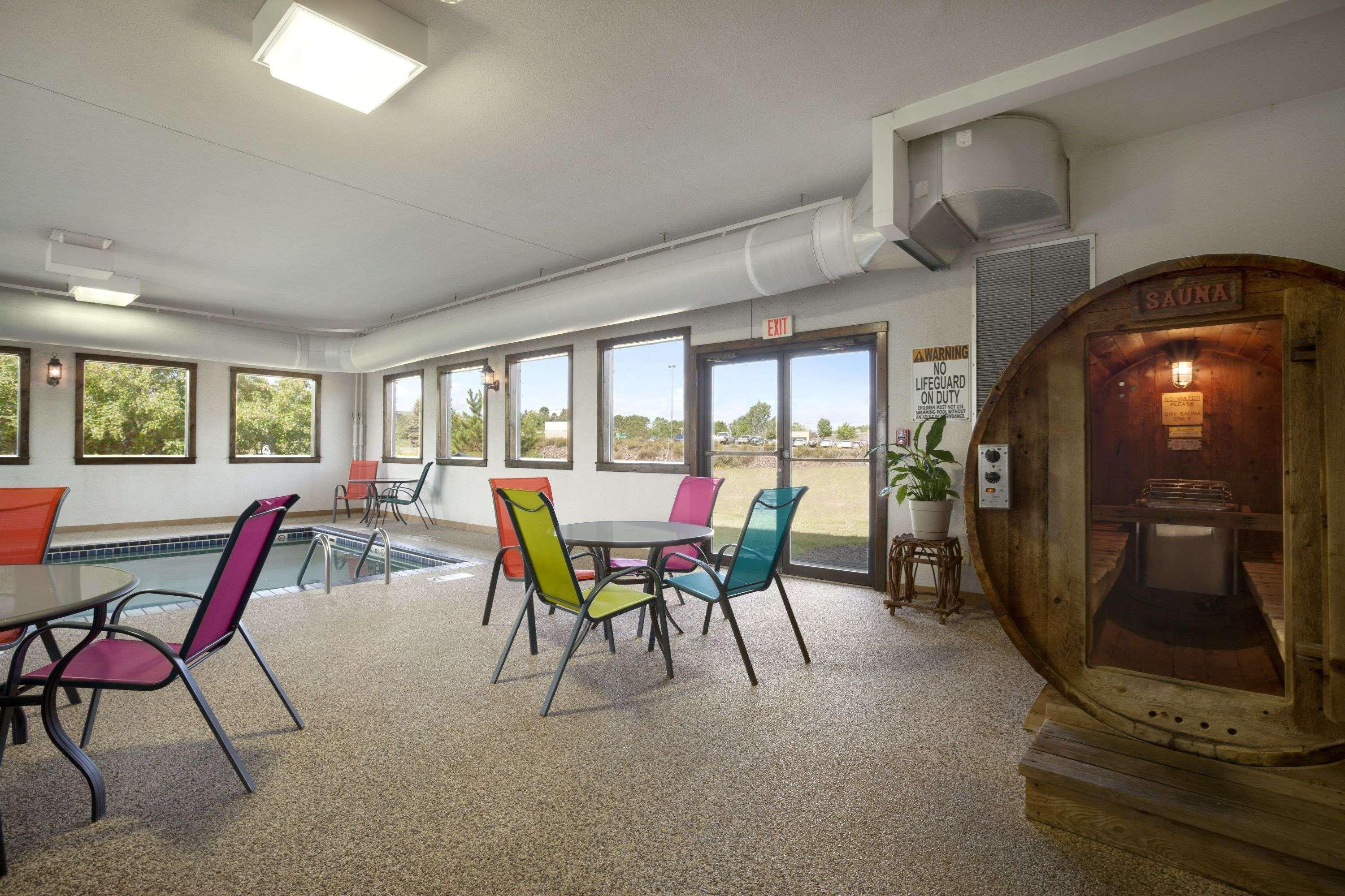 Motel Super 8 By Wyndham Eveleth Extérieur photo